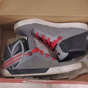 listing-status-banner